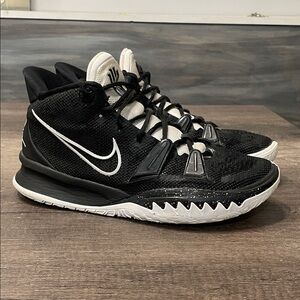 Nike Kylie basketball shoes